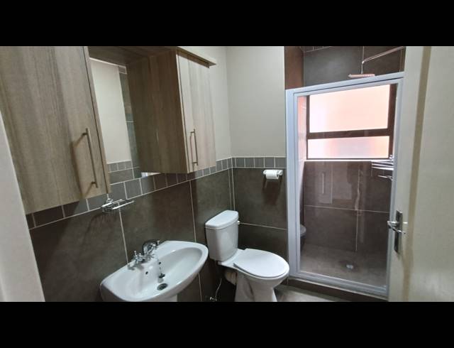 2 BEDROOM APARTMENT TO LET IN BLANCHEVILLE